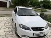 Белый Chevrolet Gentra, 3 позиция 2019 года, КПП Автомат, в Навои за ~10 852 y.e. id7270845
