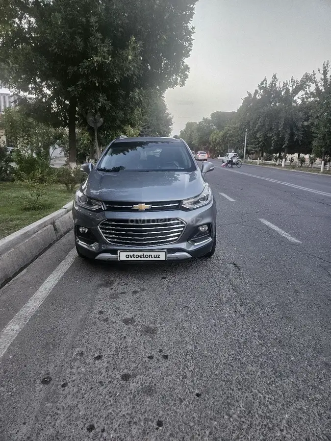 Chevrolet Tracker,  1 позиция