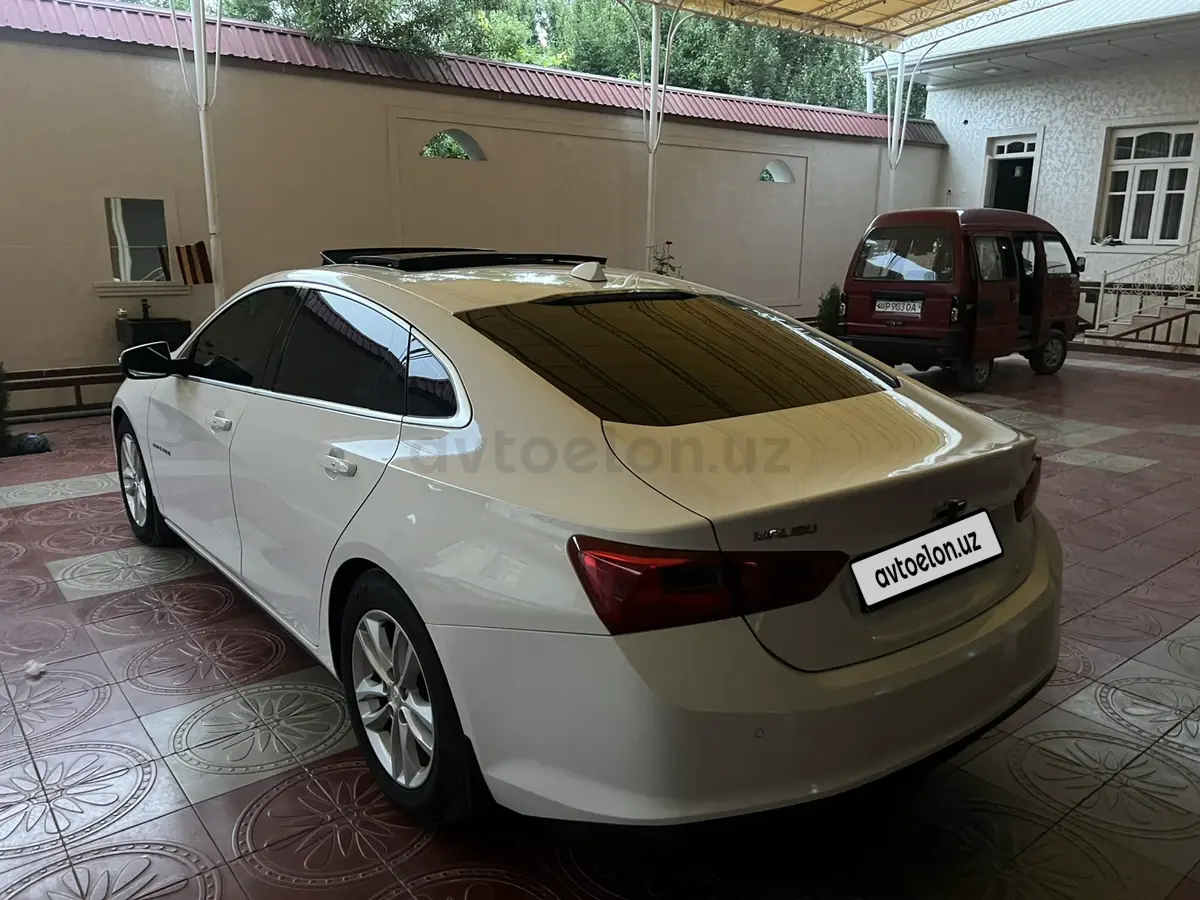 Chevrolet Malibu 2