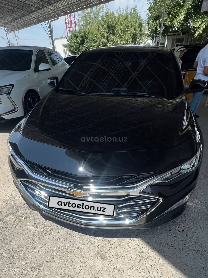Chevrolet Malibu 2