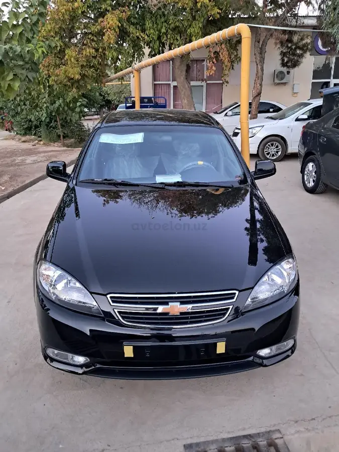 Chevrolet Gentra,  3 позиция