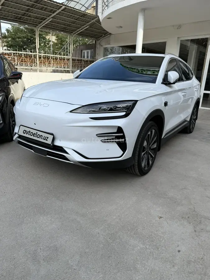 BYD Song Plus EV Champion
