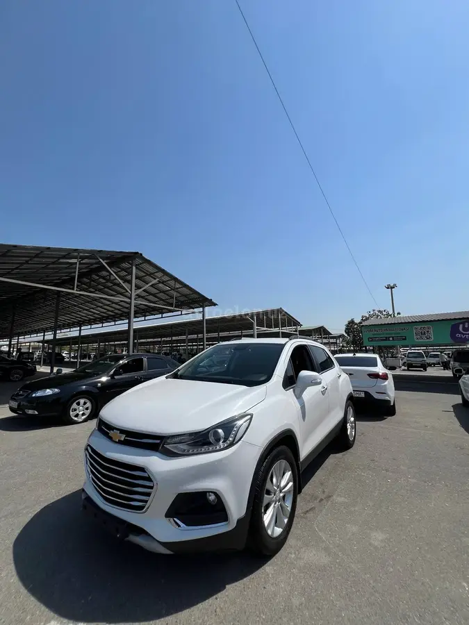 Chevrolet Tracker,  3 позиция