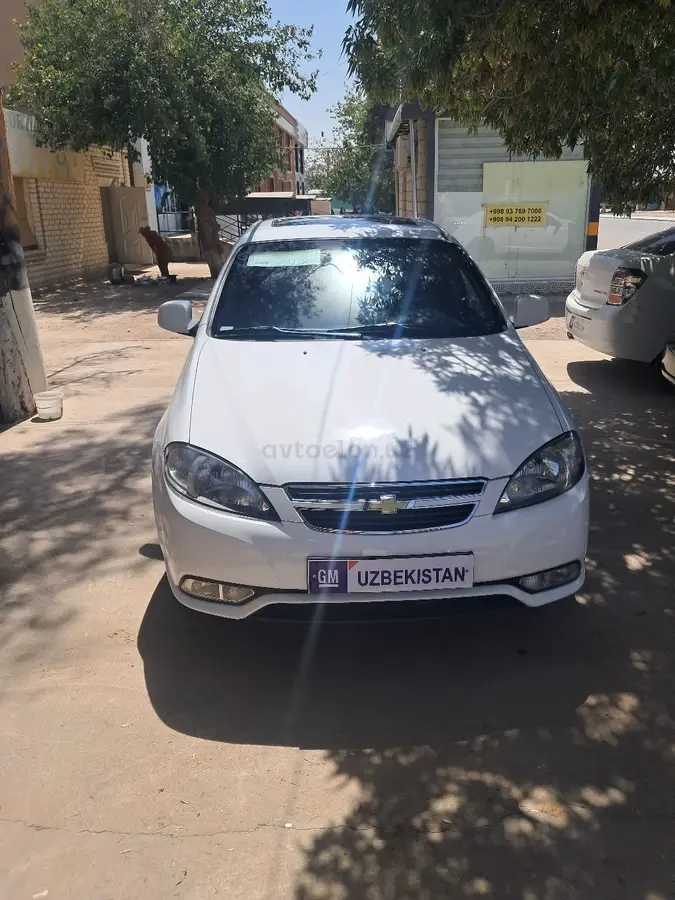 Chevrolet Gentra,  3 позиция