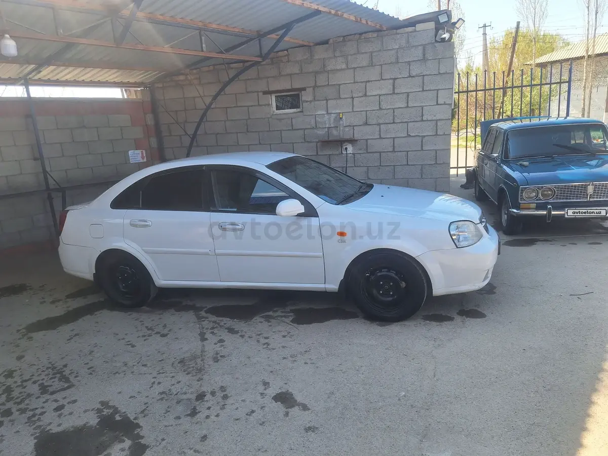 Chevrolet Lacetti,  2 позиция