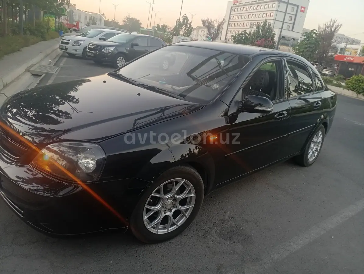 Chevrolet Lacetti,  2 позиция