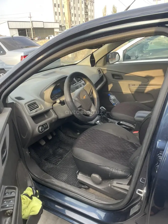 Chevrolet Cobalt,  2 позиция
