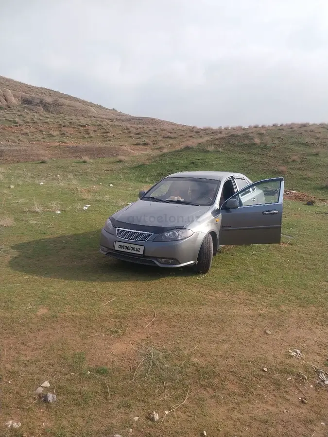 Chevrolet Gentra,  2 позиция