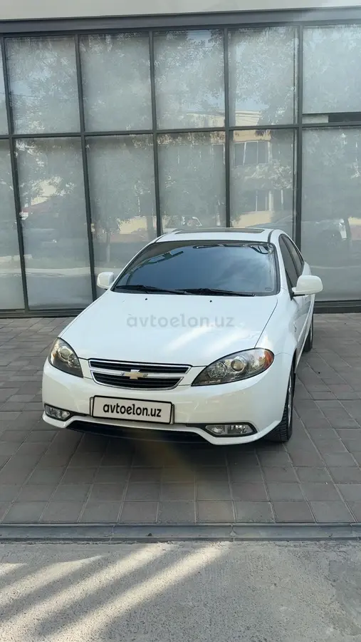 Chevrolet Gentra,  3 позиция