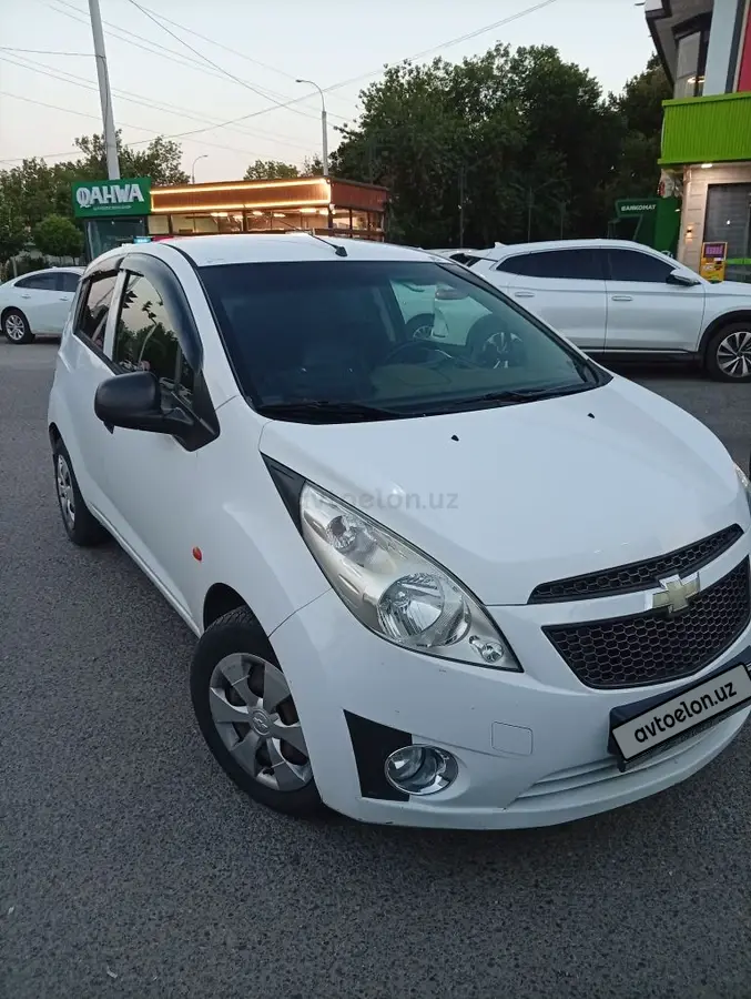 Chevrolet Spark,  2 позиция