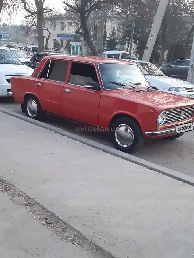 ВАЗ (Lada) 21011