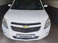 Белый Chevrolet Cobalt, 2 позиция 2013 года, КПП Механика, в Наманган за 5 500 y.e. id7488330