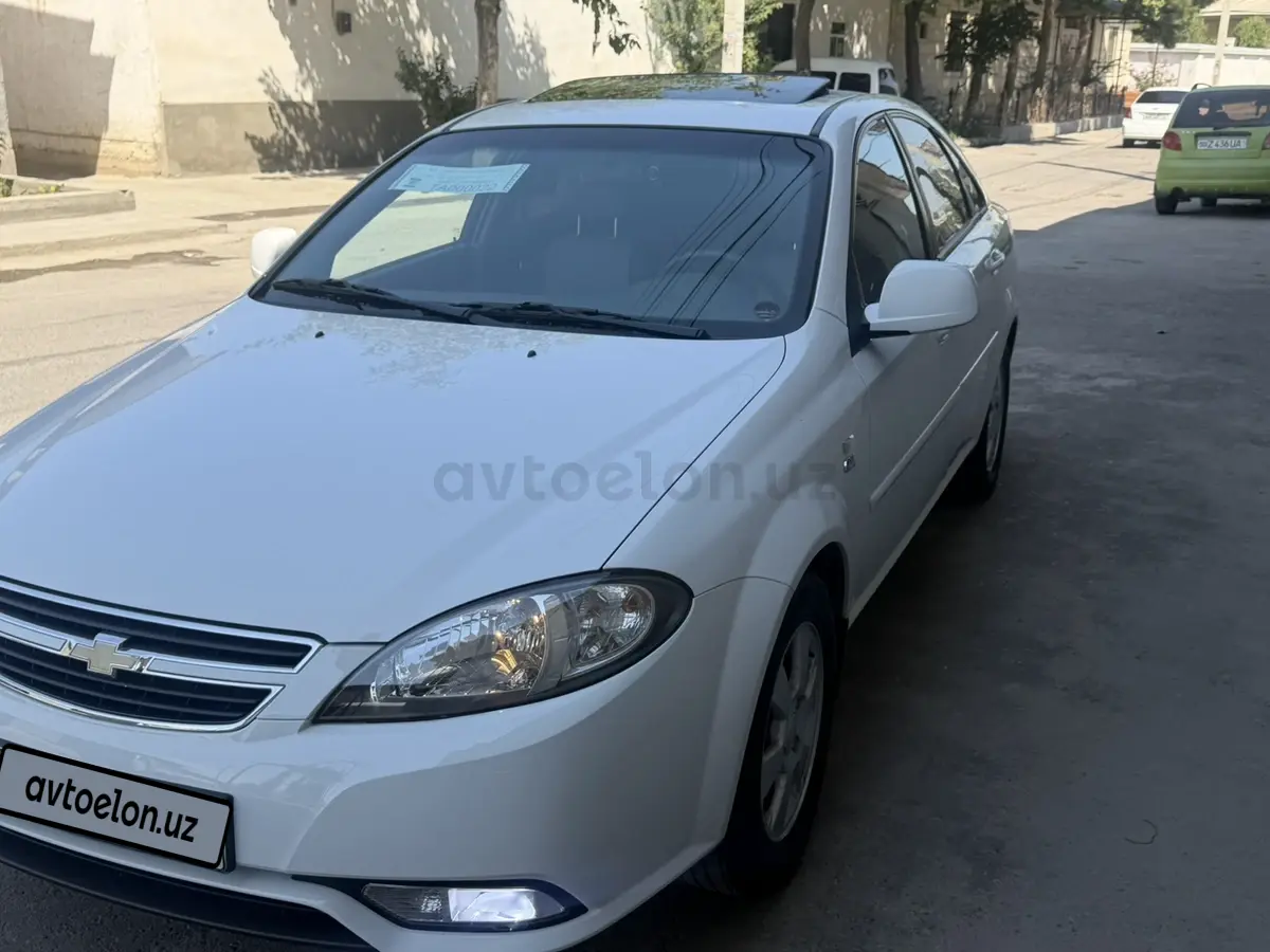 Chevrolet Gentra,  3 позиция