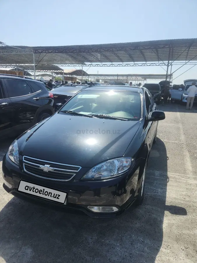 Chevrolet Gentra,  3 позиция