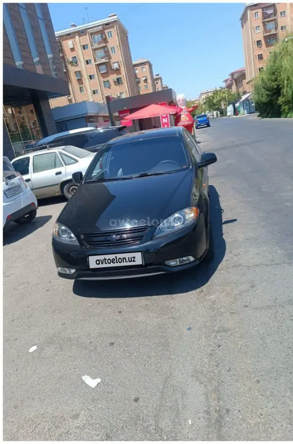 Chevrolet Gentra,  3 позиция