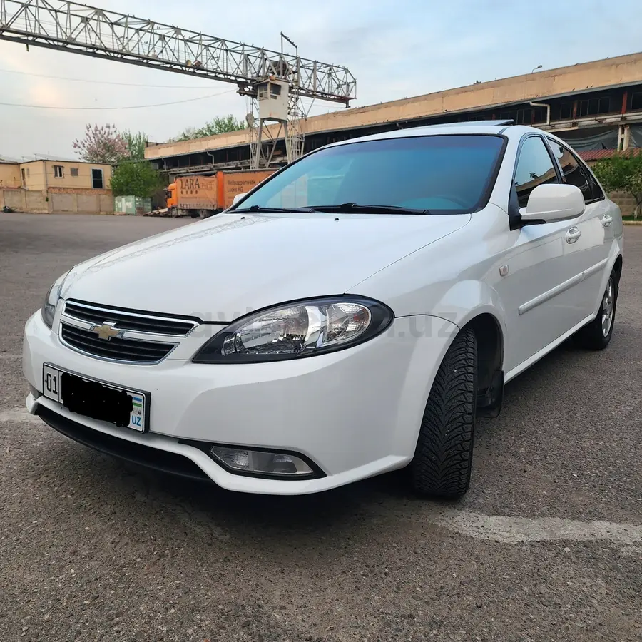 Chevrolet Lacetti,  3 позиция