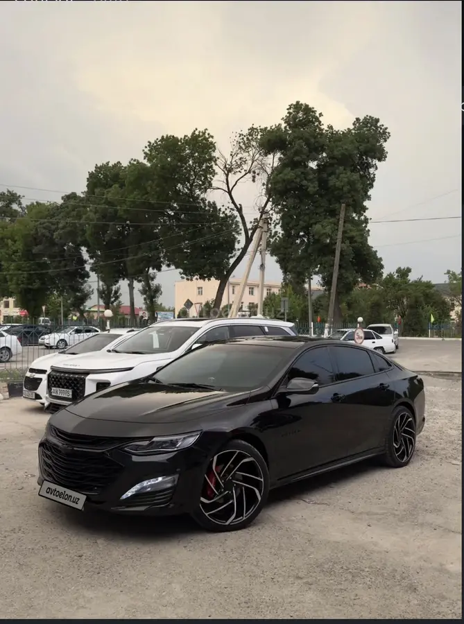 Chevrolet Malibu 2