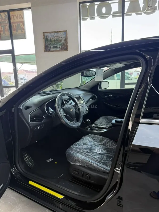 Chevrolet Malibu 2
