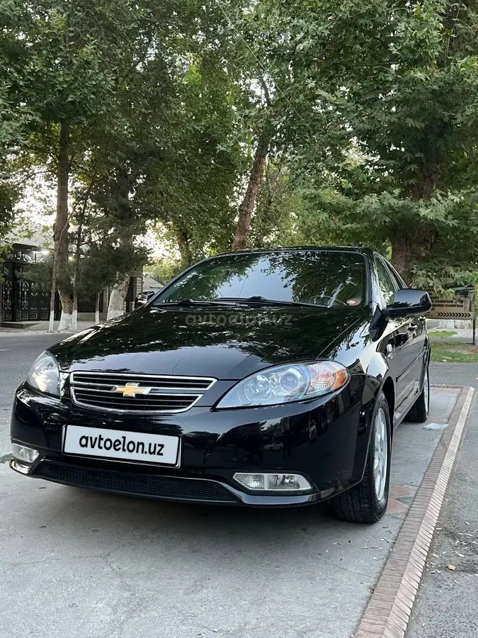 Chevrolet Gentra,  3 позиция