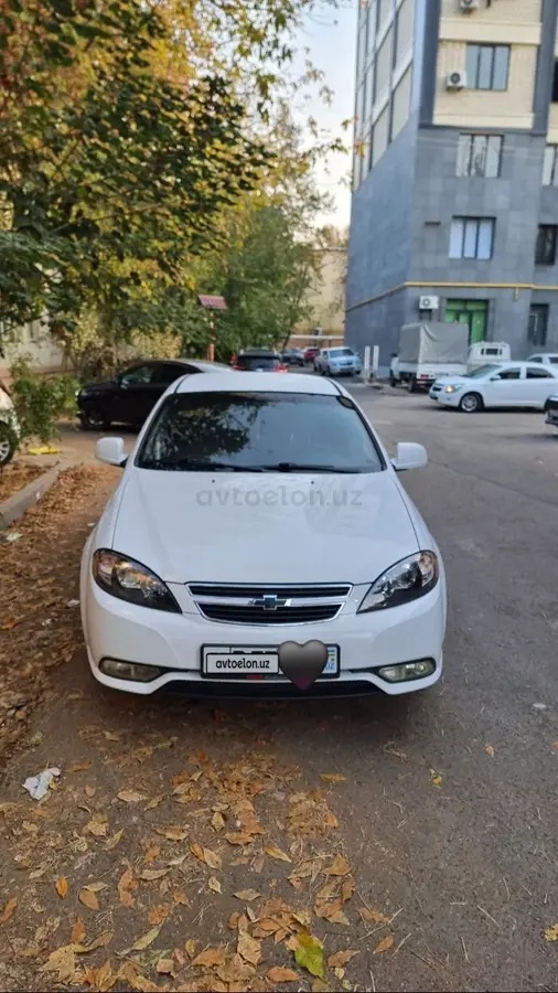 Chevrolet Gentra,  2 позиция