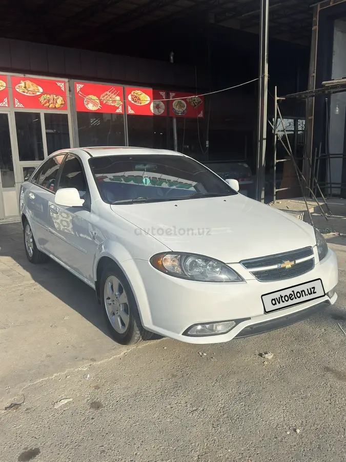 Chevrolet Gentra,  3 позиция