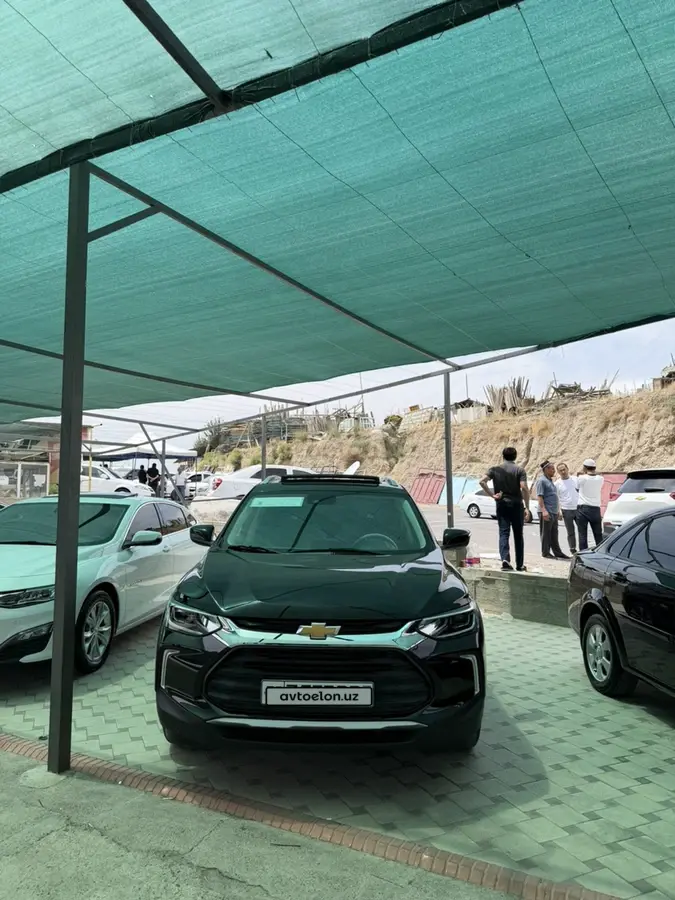 Chevrolet Tracker 2