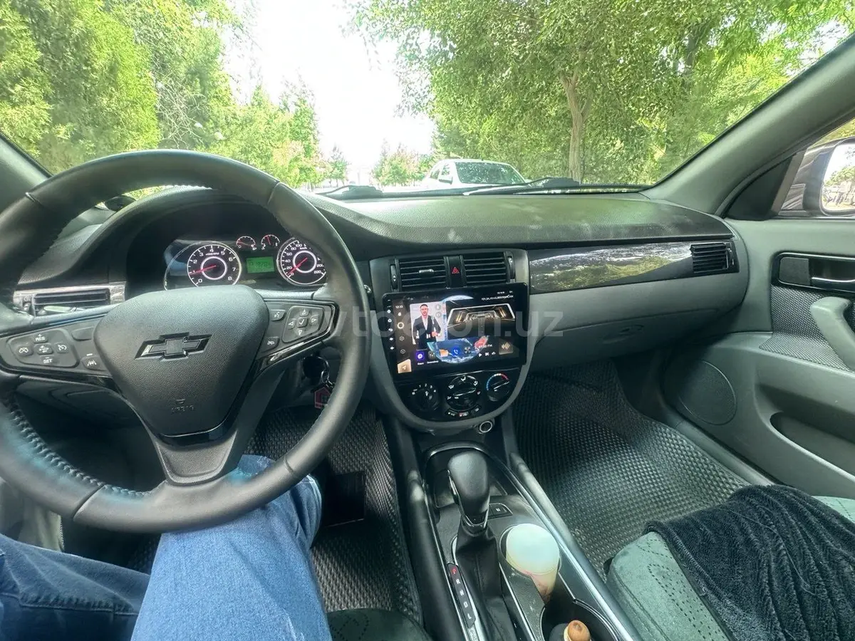Chevrolet Gentra,  3 позиция