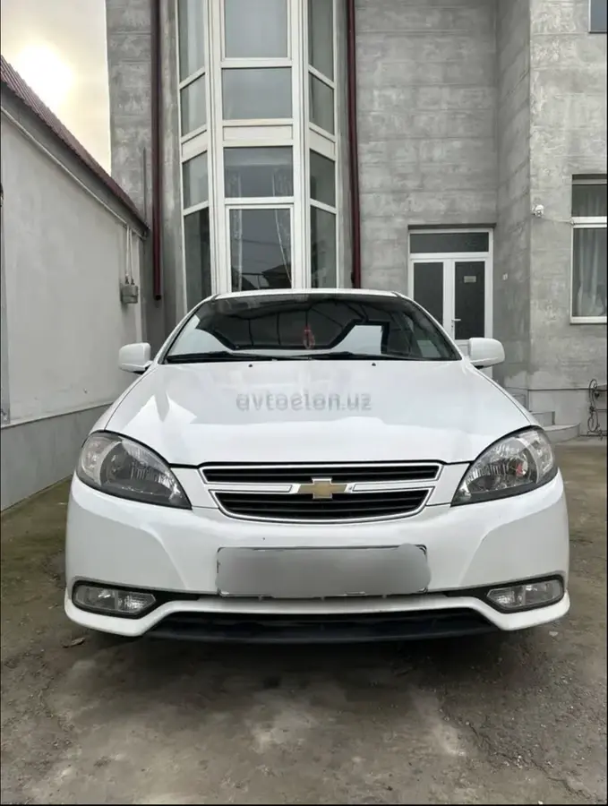 Chevrolet Gentra,  1 позиция