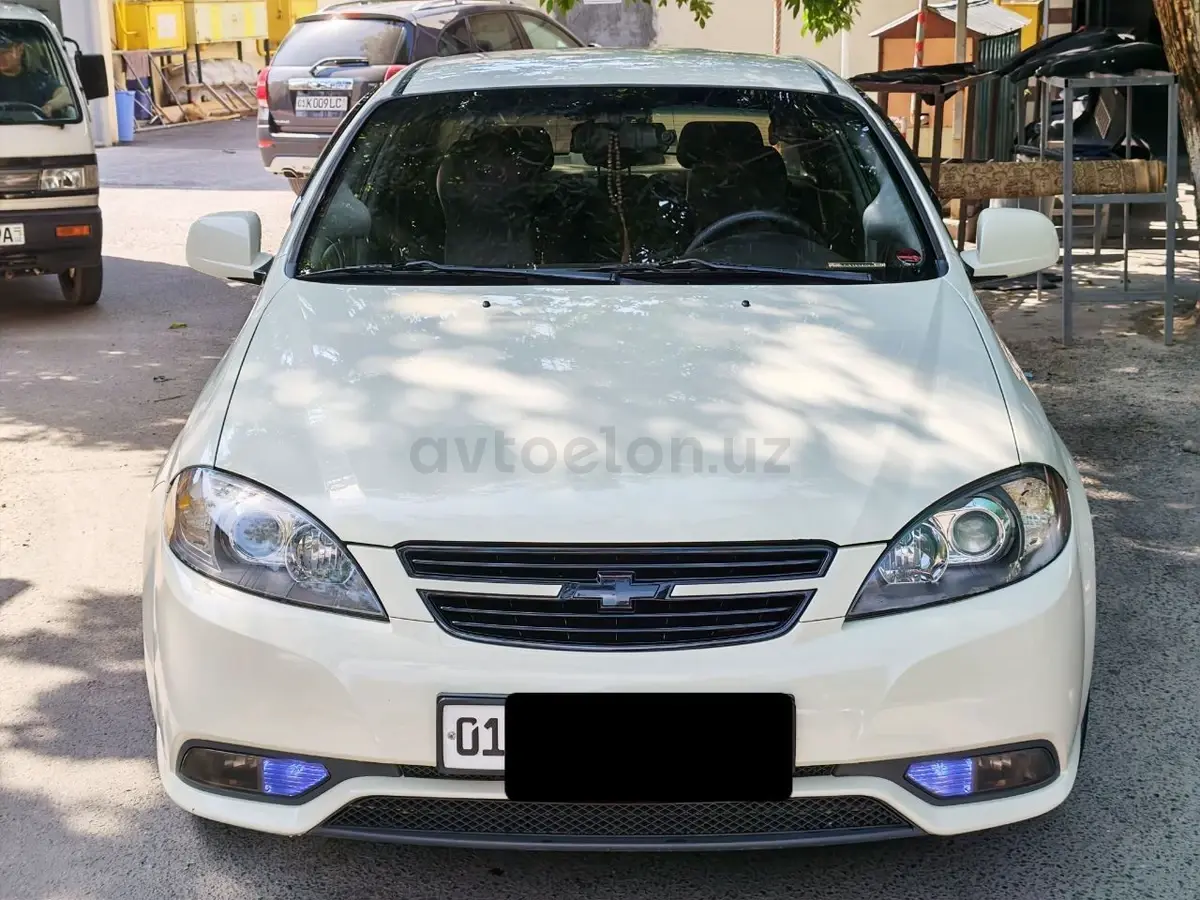 Chevrolet Gentra,  2 позиция