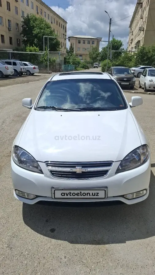Chevrolet Gentra,  3 позиция