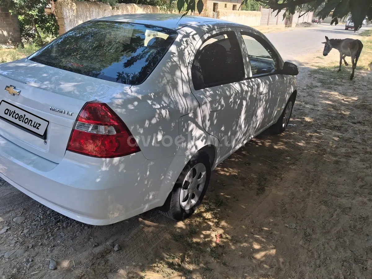 Chevrolet Nexia 3,  2 позиция