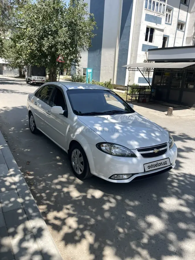 Chevrolet Gentra,  1 позиция