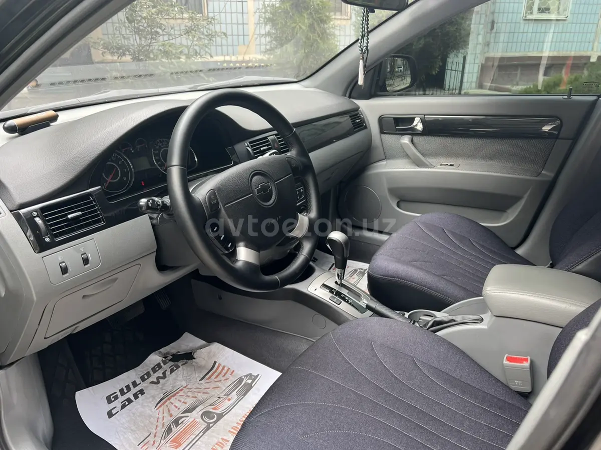 Chevrolet Gentra,  3 позиция