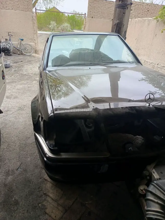 Mercedes-Benz E 500