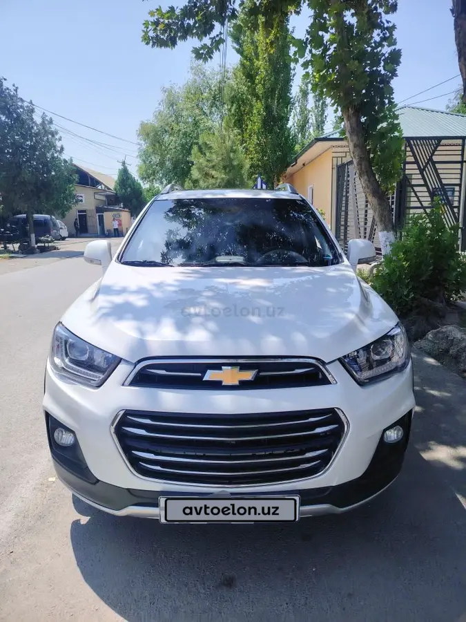 Chevrolet Captiva,  3 позиция