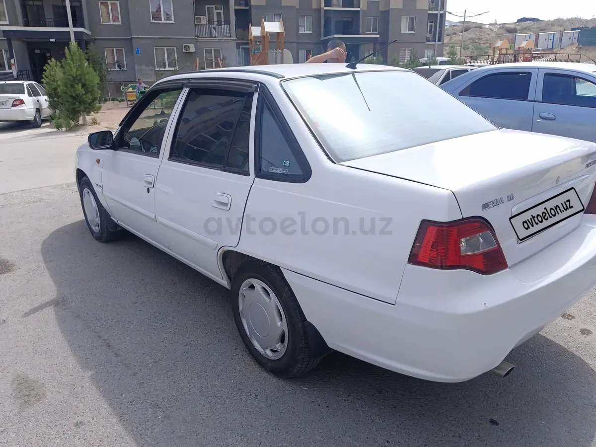 Chevrolet Nexia 2,  2 позиция DOHC