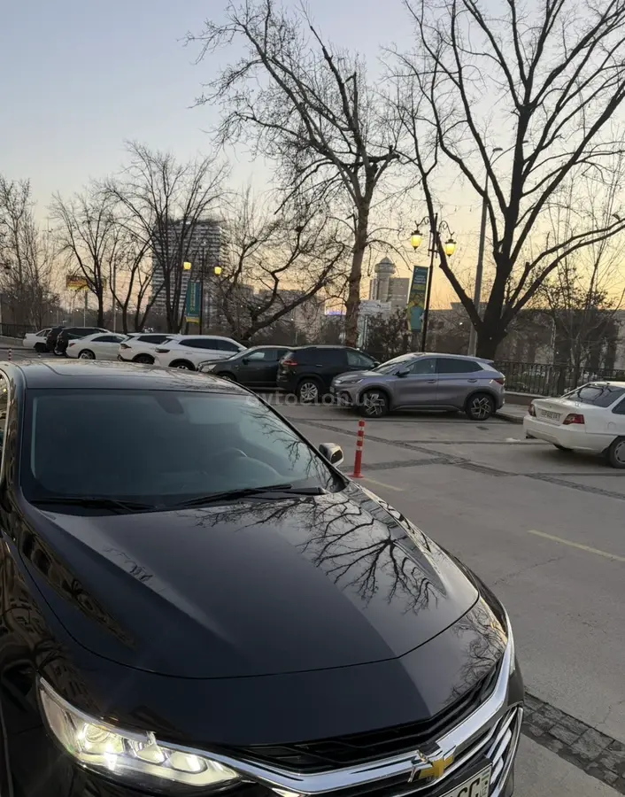 Chevrolet Malibu 2