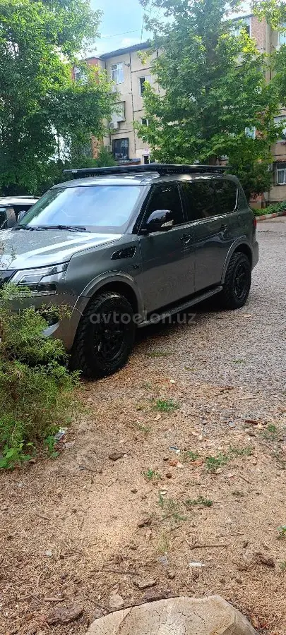 Nissan Armada