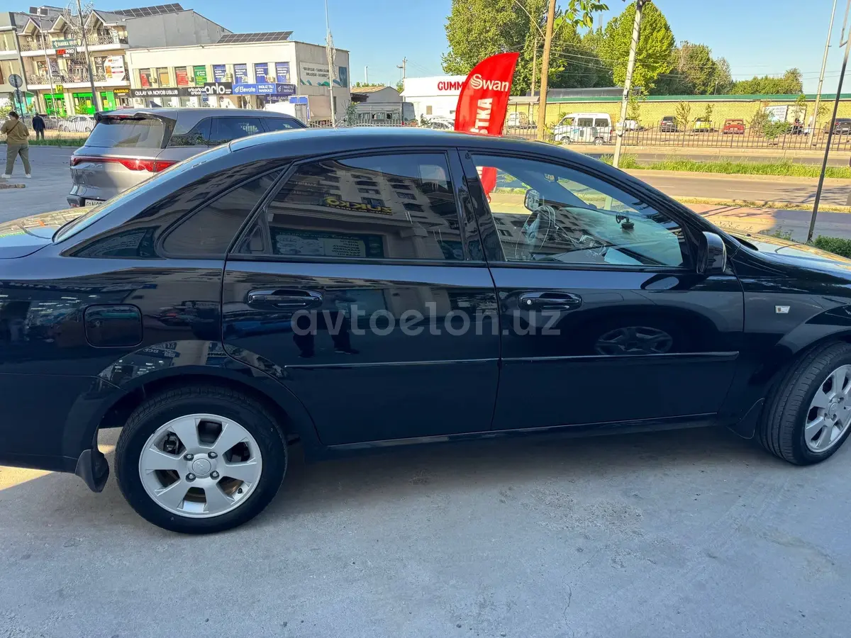Chevrolet Gentra,  3 позиция