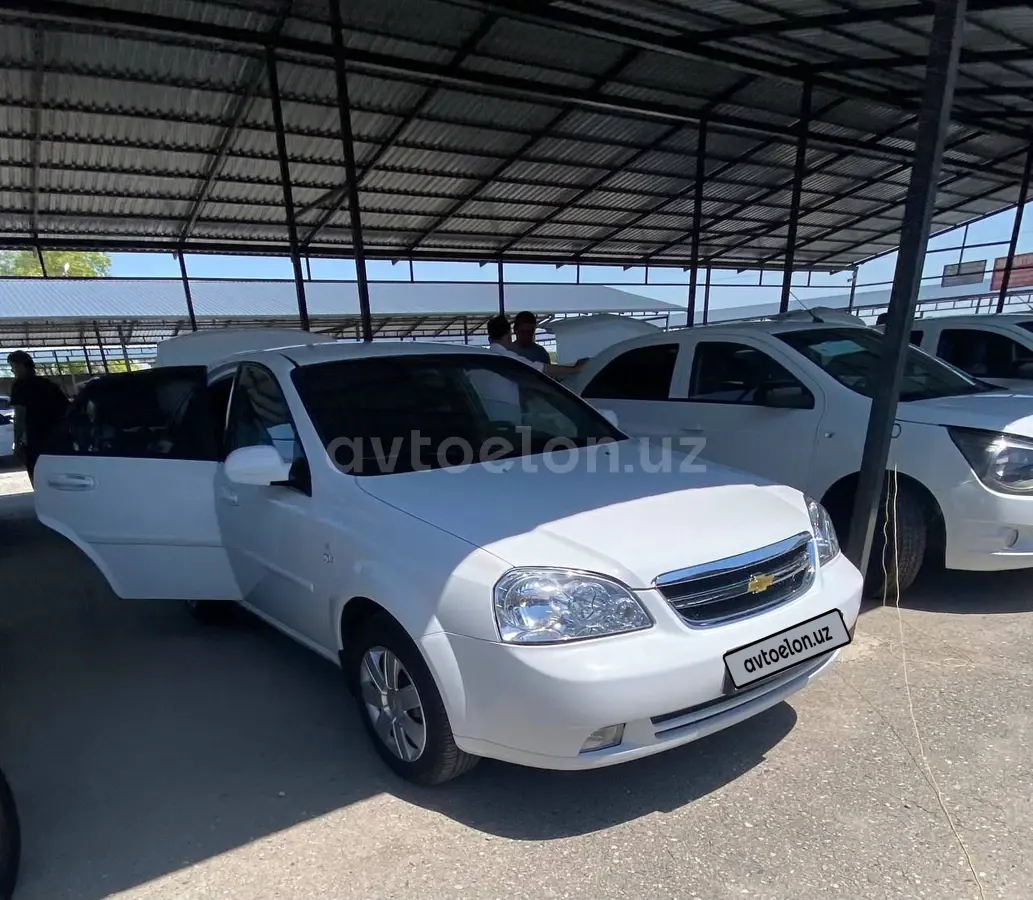 Chevrolet Lacetti,  2 позиция