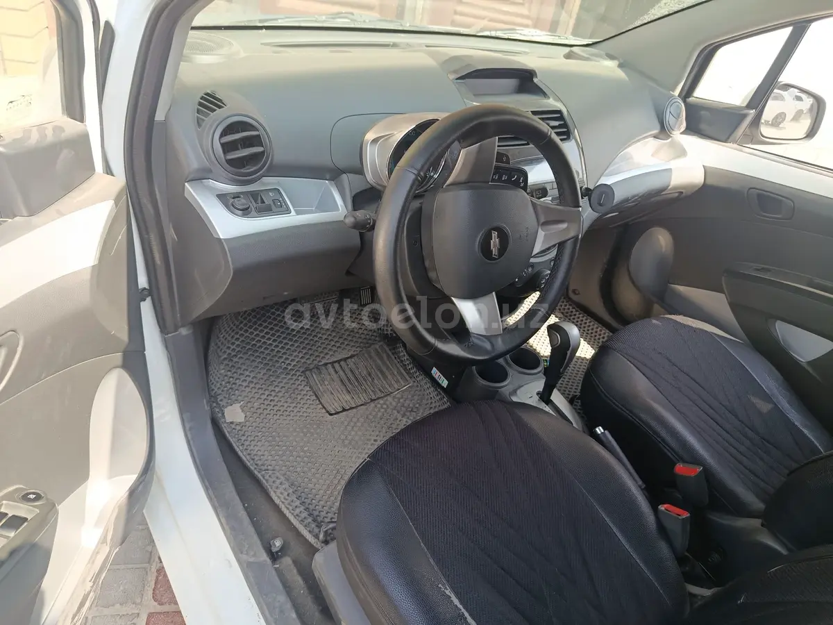 Chevrolet Spark,  4 позиция