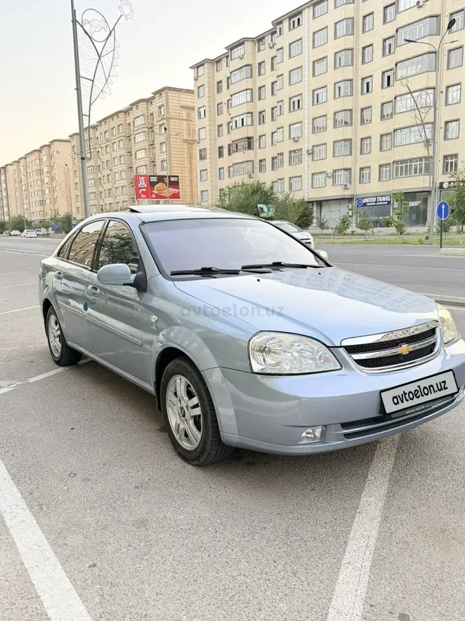 Chevrolet Lacetti,  3 позиция