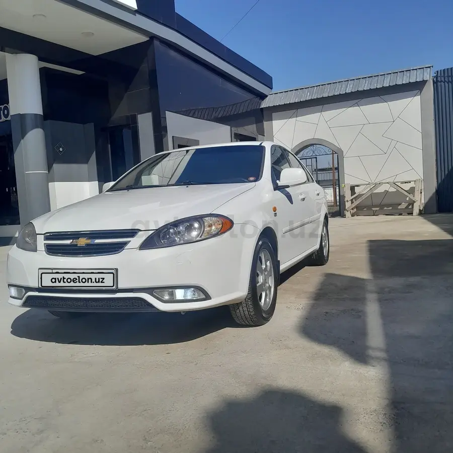Chevrolet Gentra,  2 позиция
