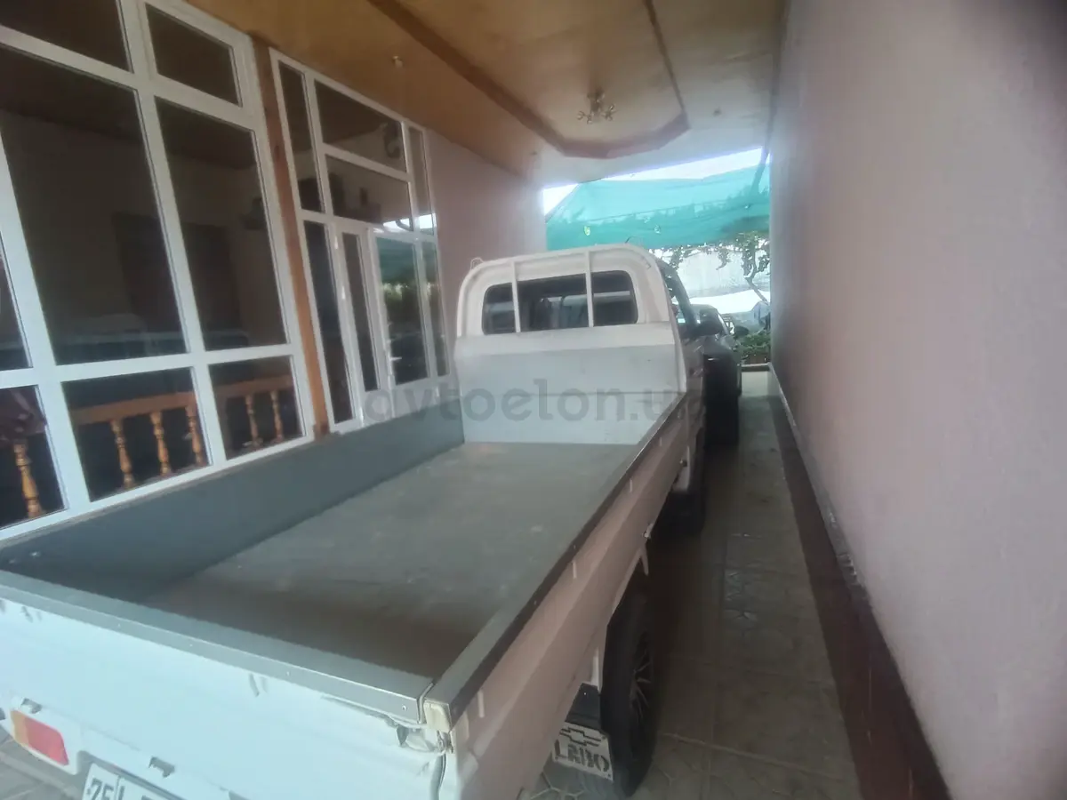 Chevrolet Labo