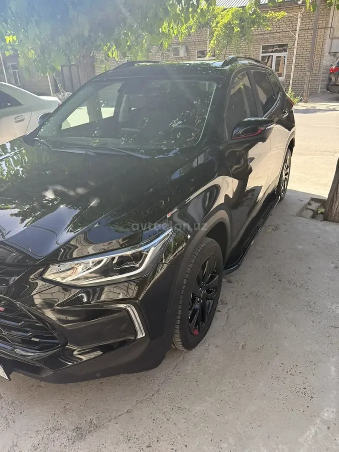 Chevrolet Tracker,  3 позиция