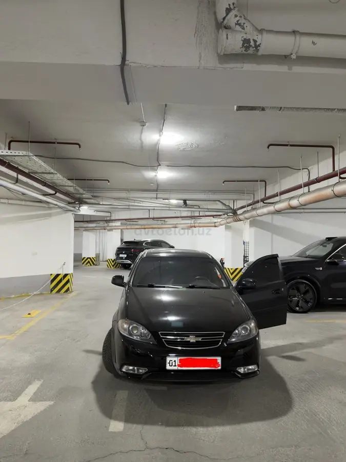 Chevrolet Gentra,  3 позиция