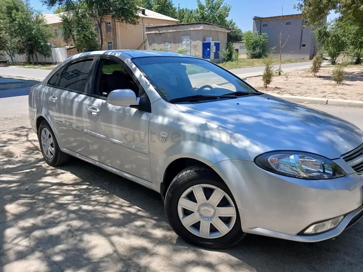 Chevrolet Gentra,  2 позиция