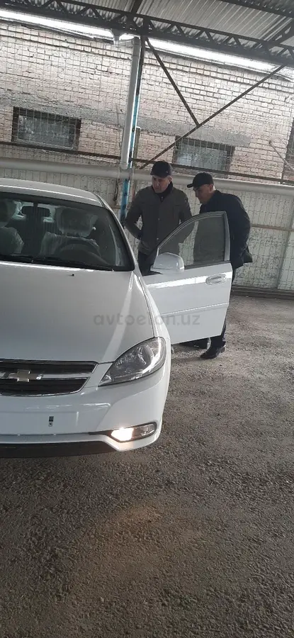 Chevrolet Gentra,  2 позиция