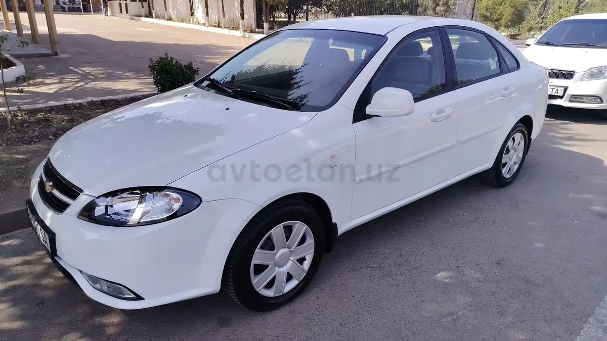Chevrolet Gentra,  1 позиция