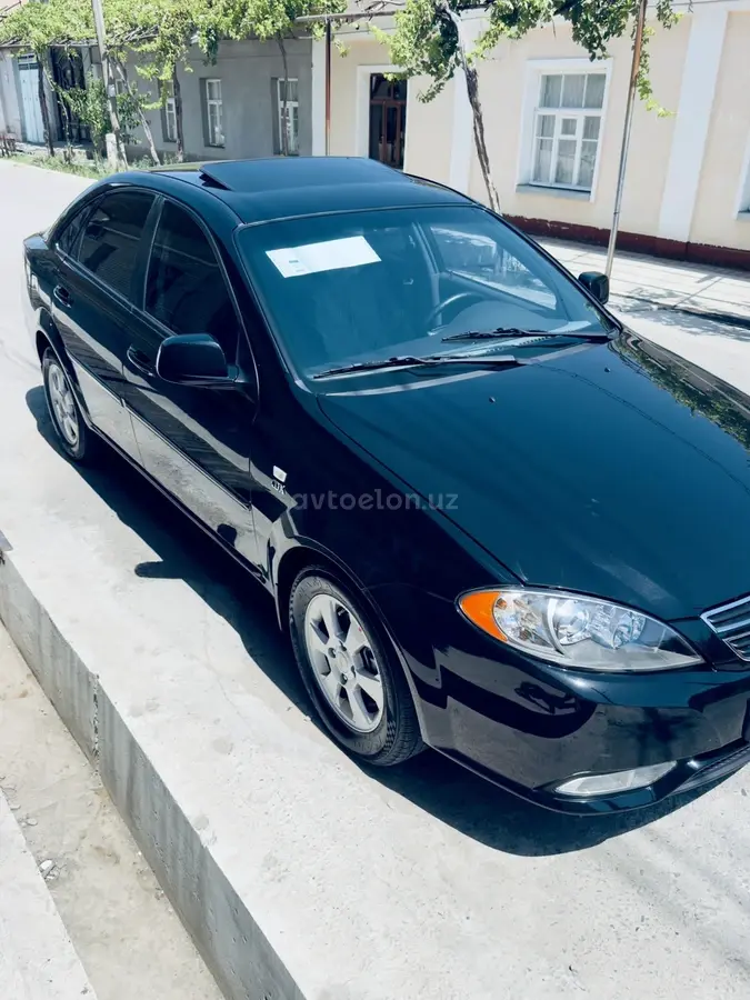 Chevrolet Gentra,  3 позиция